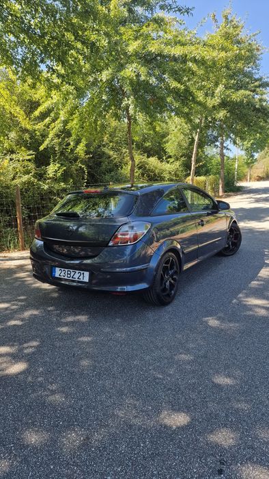 Opel Astra GTC 1.7