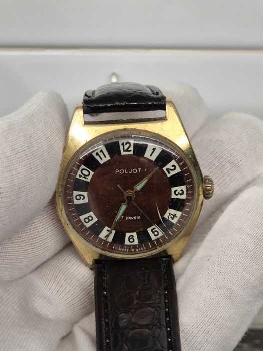 Rzadki zegarek *Poljot Roulette*
