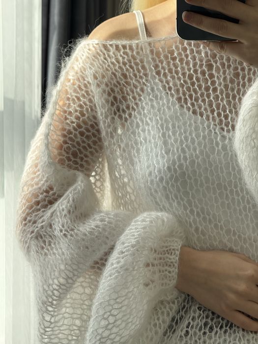 Білий мохеровий светр хмаринка павутинка хендмейд легкий вільна вязка