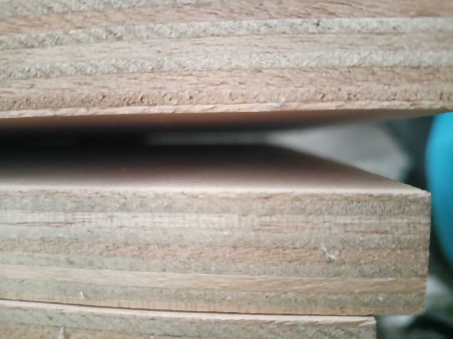 Sklejka egzotyczna, mahoń okoume, #18 mm, 1220x2500, wodoodporna