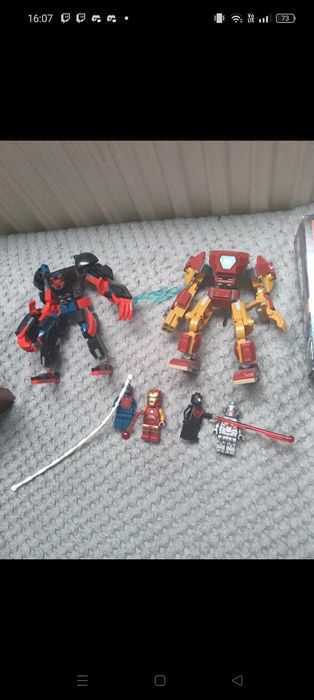Zestaw LEGO milsa moralesa i iron mena