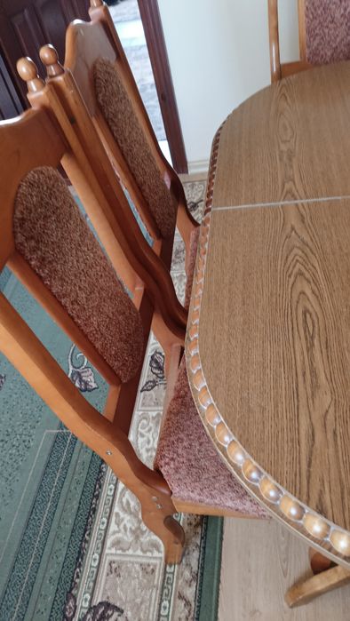 Стіл кухонний, стан відмінний.