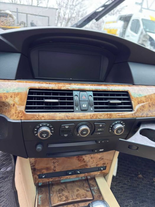 Na Części fotele kanapy bmw e61 n52b30 Kod lakieru 430 oxford grun 2