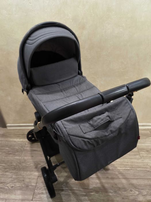 Коляска Carrello Epica, відмінний стан, 8000 грн