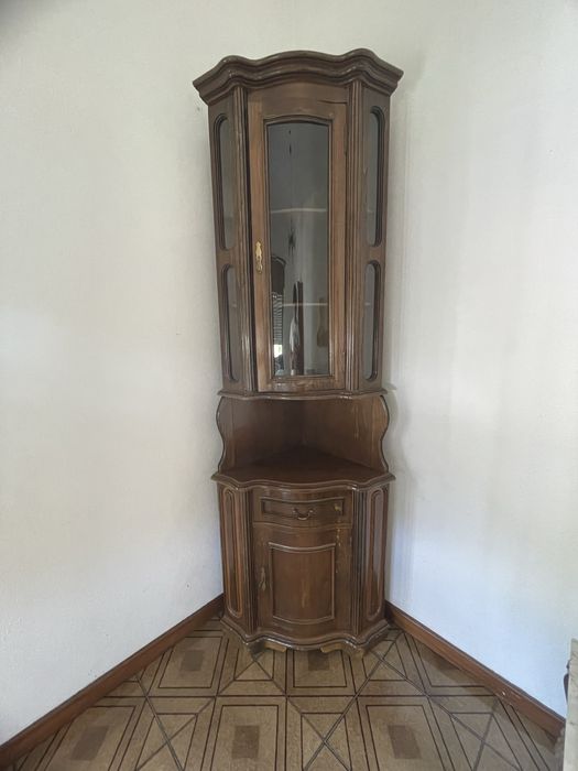 Movel de canto antigo