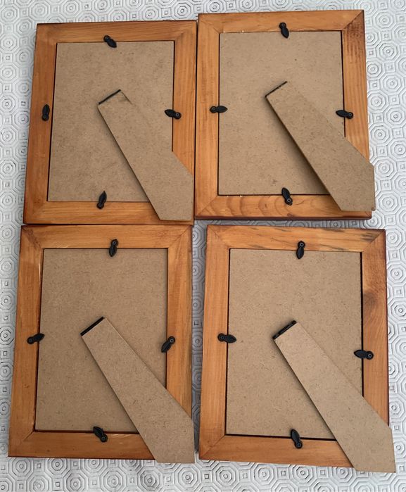 Molduras em madeira e vidro lote