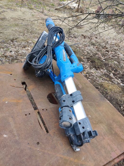 szlifierka do gładzi, żyrafa