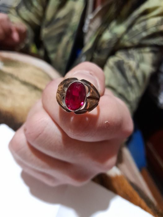 Продам срібні каблучки 1000 грн.