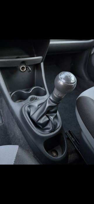 Peugeot 107 em bom estado — photo 4