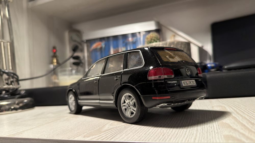 Model 1/18 Touareg v10tdi