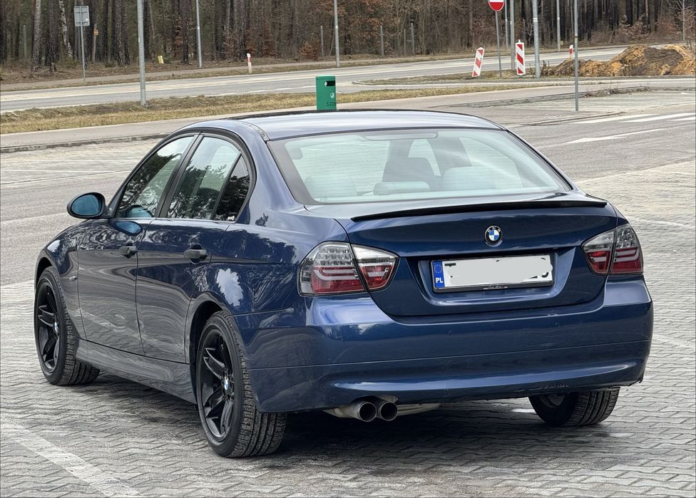 BMW e90 2.0 benzyna,320i, seria 3,sedan,felgi styling 49,lampy custom