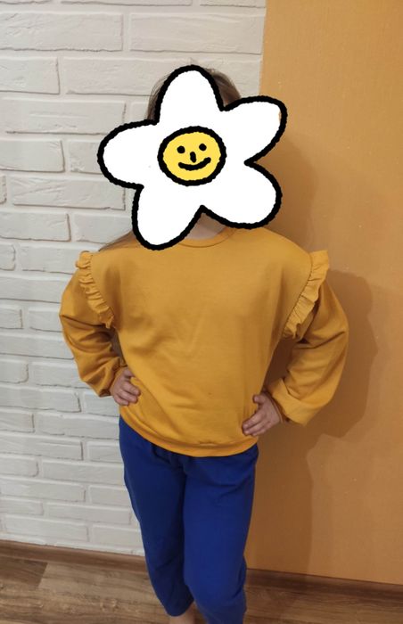 Светр на дівчинку 140см