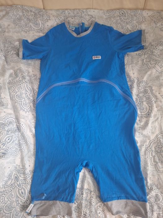 Piżama/kombinezon Pelani z zamkiem z tyłu