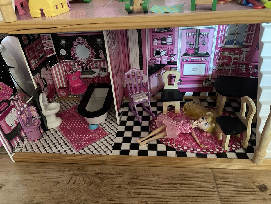 Domek dla lalek, dodatki