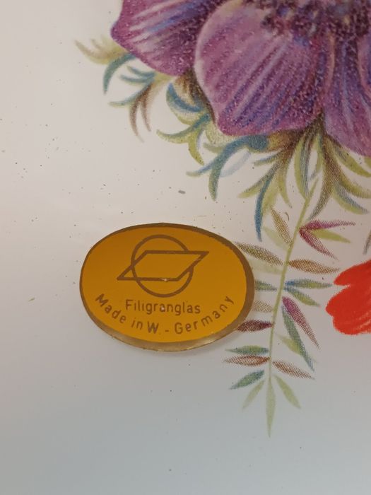 Вазы конфетницы винтаж Filigranglass,опаловое стекло Германия