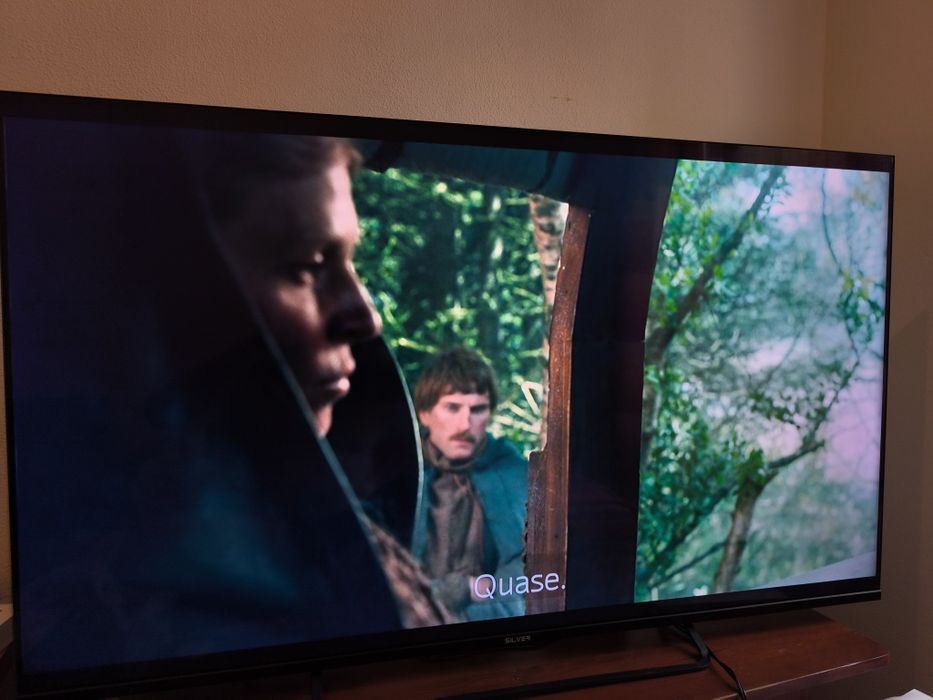 Smart TV 55 polegadas QLEDUHD4K Silver