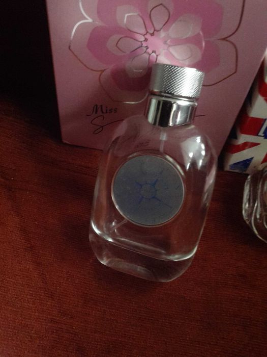 Подарю флаконы от парфюмов