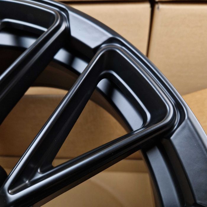 Диски На Авто R18 5x112 Audi A4 A6 VW Passat Golf СС Skoda Octavia р18