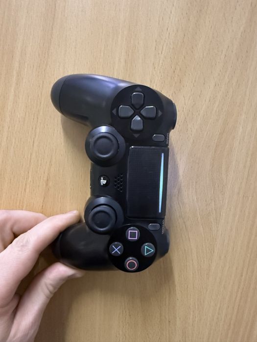 Sony PlayStation 4  slim 500