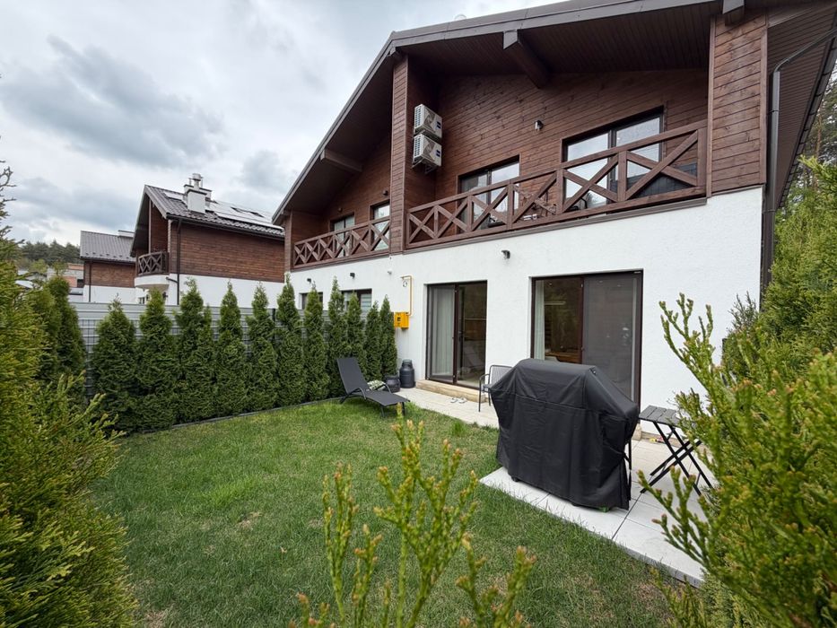 Продаж котеджу КМ Bruhsell Брюховичі 139 м2 2 сот ремонт, техніка, меблі