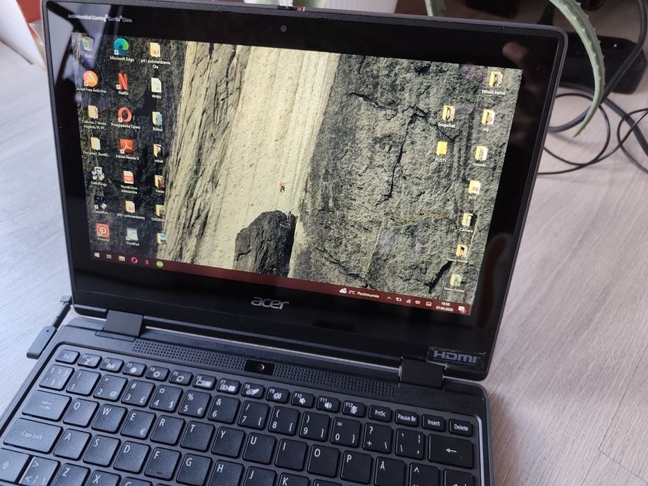 Netbook ACER  funkcja tabletu