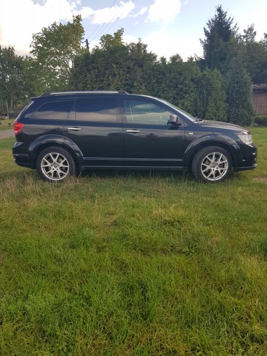 Fiat freemont 2.0jtd 7 os 4x4najbogatsza wersja