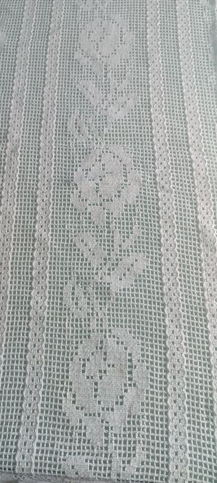 Toalha de mesa em renda