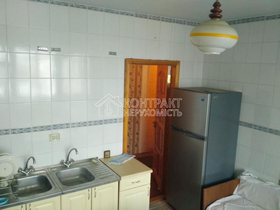 Продам 4к квартиру на Одеській