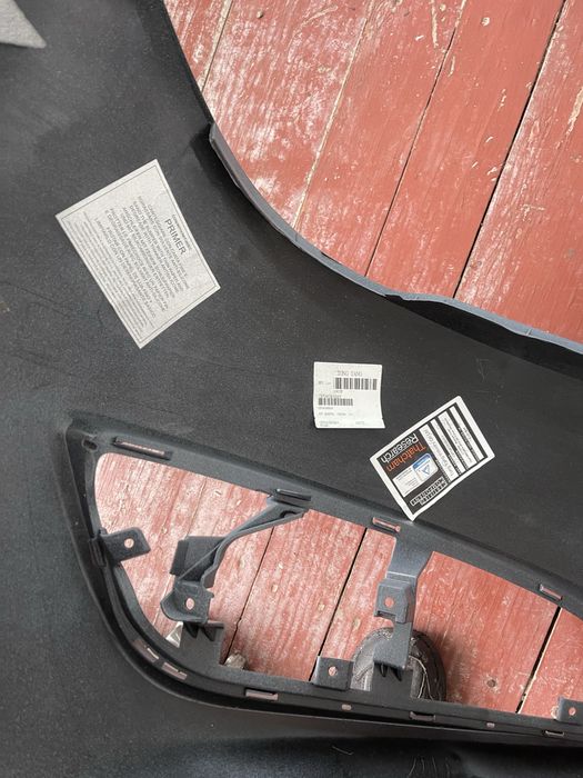 Бампер передній Opel Insignia