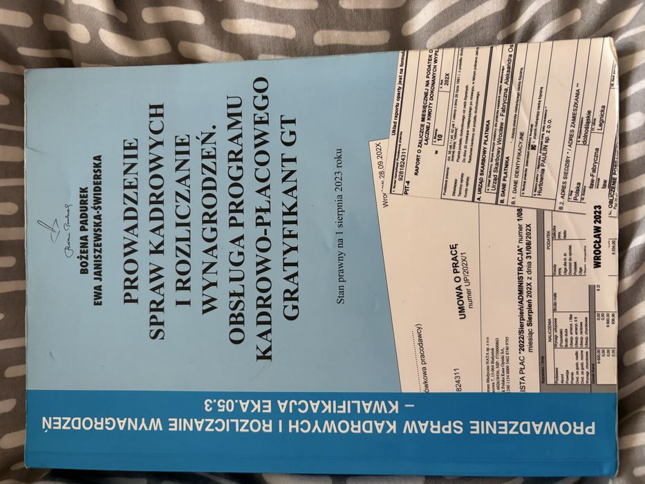 Prowadzenie spraw kadrowych i rozliczanie wynagrodzeń