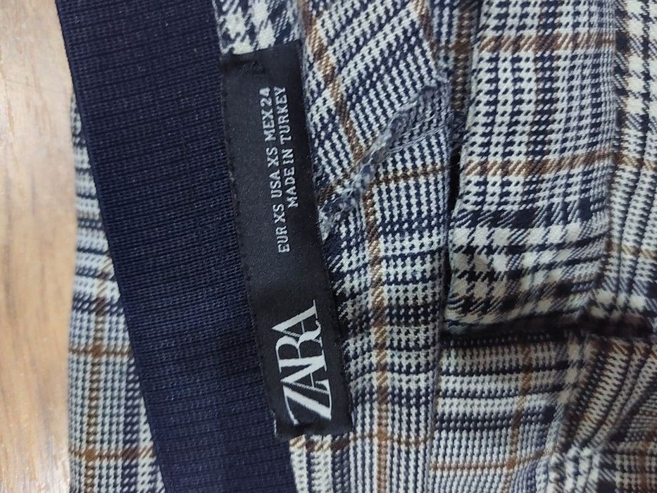 Damskie spodnie Zara XS