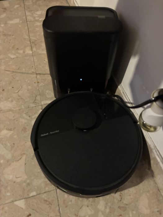 Aspirador Robô IROBOT Roomba 105 Combo Auto Empty