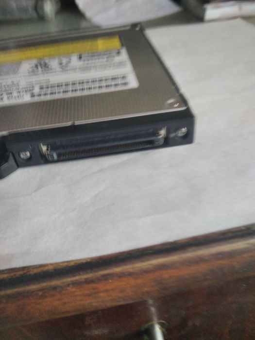 DVD привод для ноутбука IDE