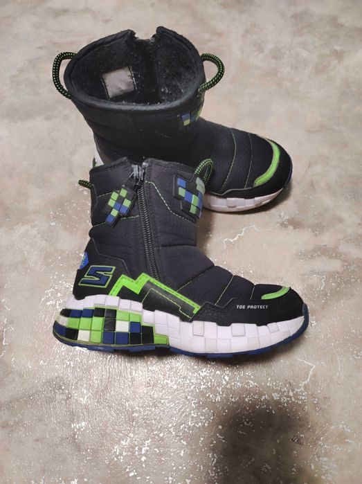 Демисезонные сапоги, ботинки skechers для мальчика 27 раз 18 см стельк