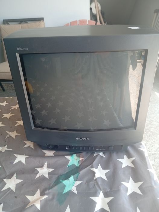 Sony crt KV-14T1E