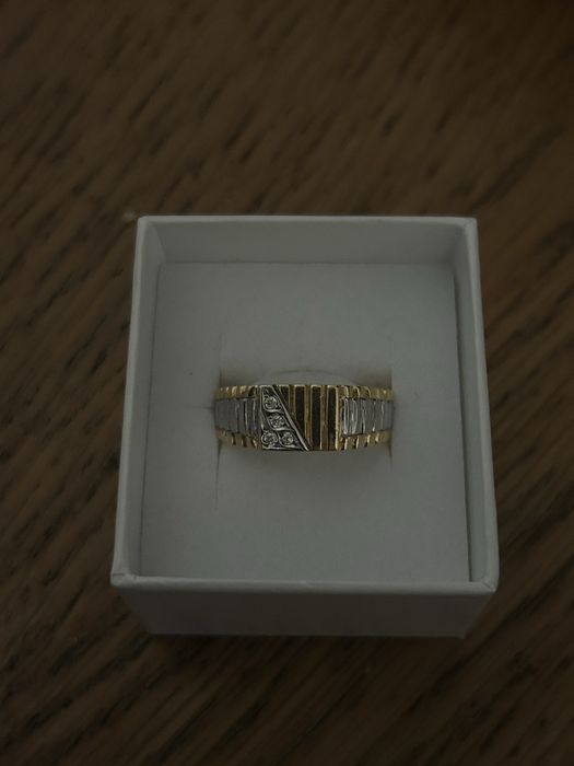 Anel masculino em ouro e ouro branco 19k pedras diamante com registo
