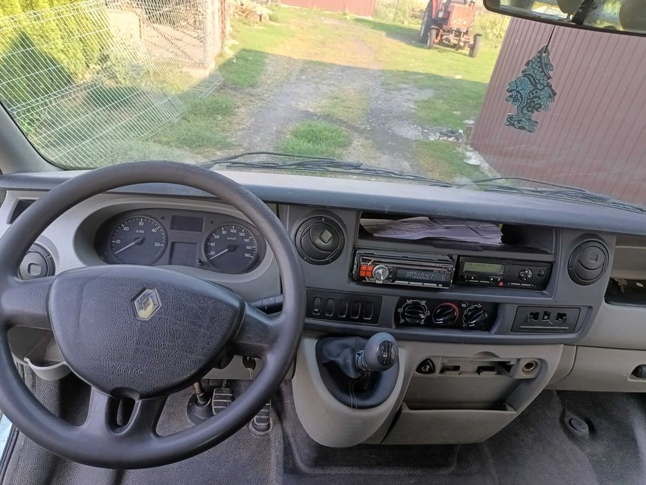Renault Master 7 osobowy
