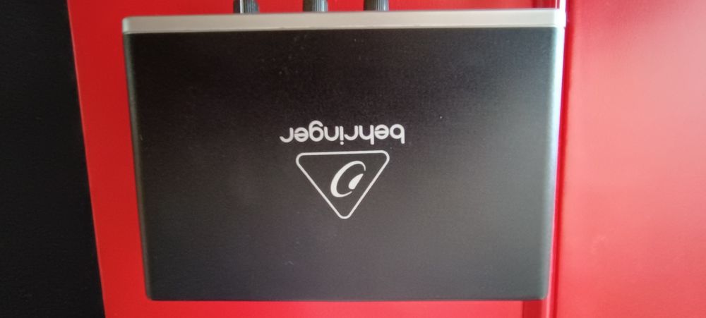Behringer u-phoria umc-22