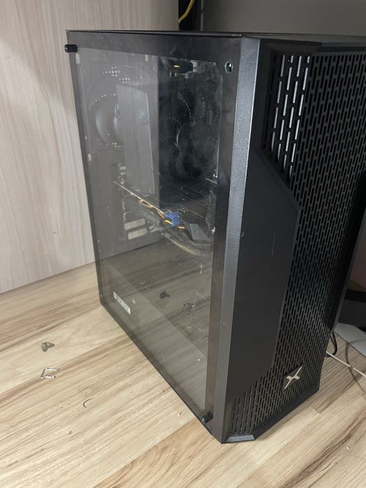 Komputer z gier i pracy