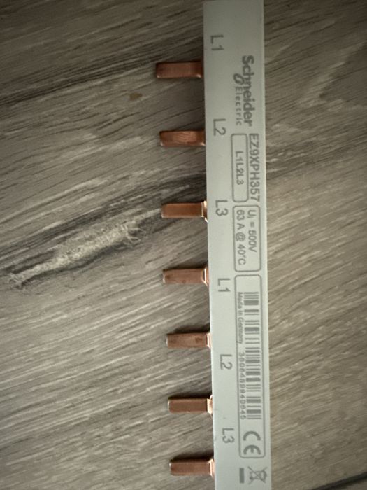 гребінчаста шина Schneider Electric Acti9 A9XPH357 (57 модулів)