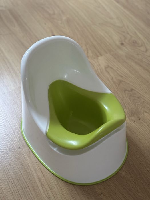 Banheira de bebé e conjunto de penicos