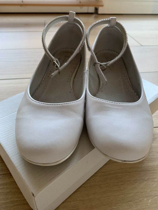Buty komunijne dla dziewczynki