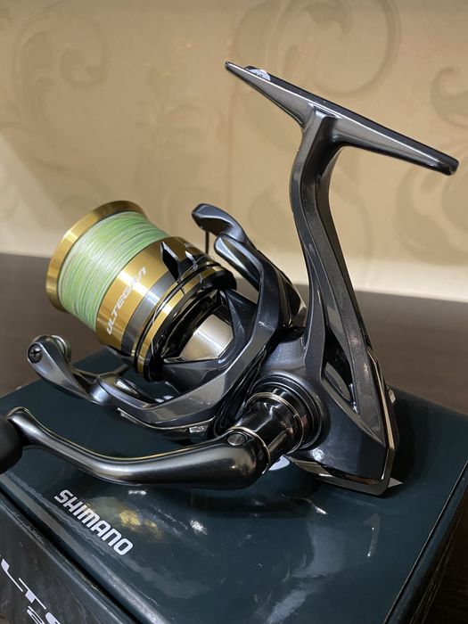 Продам котушку Shimano Ultegra FD 2500