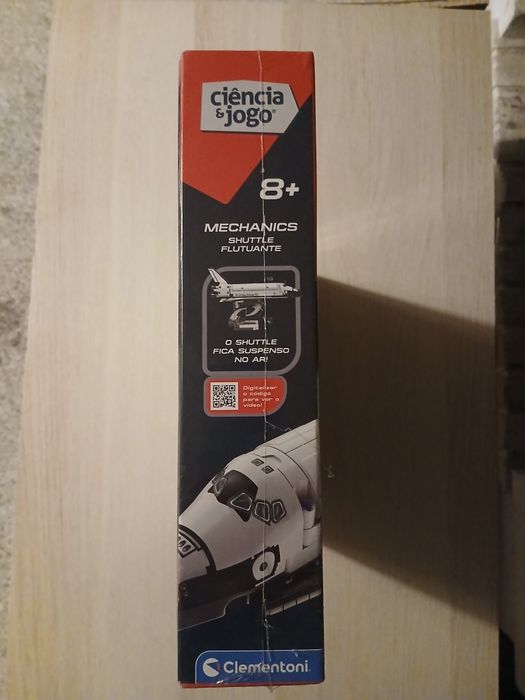 Shuttle flutuante Clementoni