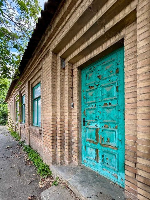 Продаж будинку районі старого міста. 48 000$ Торг