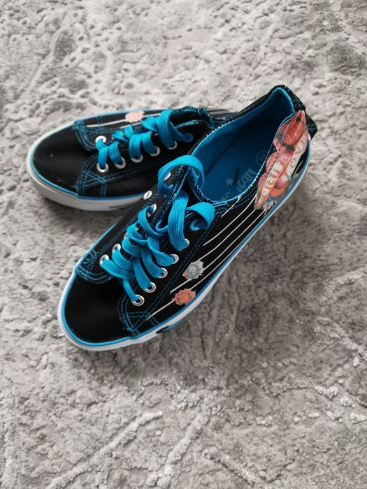 Trampki czarne z niebieskim