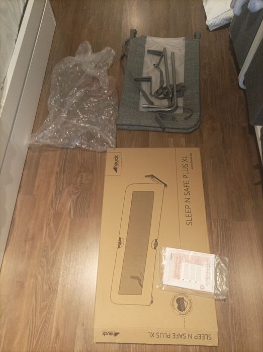 Protetor de cama bebe  marca Hauck como novo