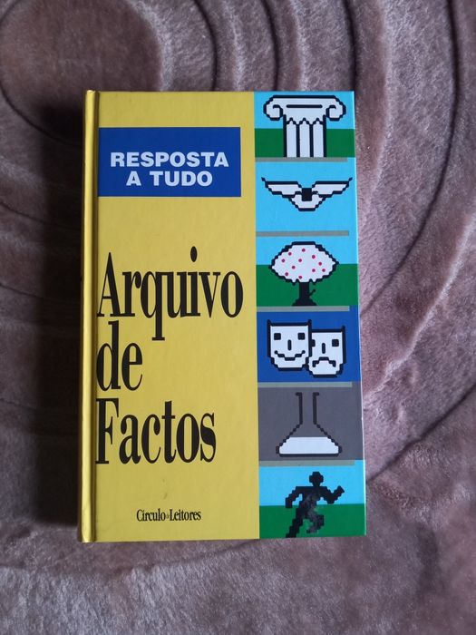 Livro Arquivo de Factos (Circulo de Leitores)