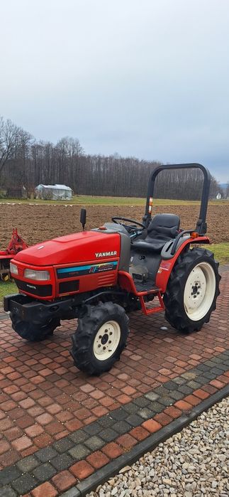 Yanmar F 220 Wspomaganie 4x4