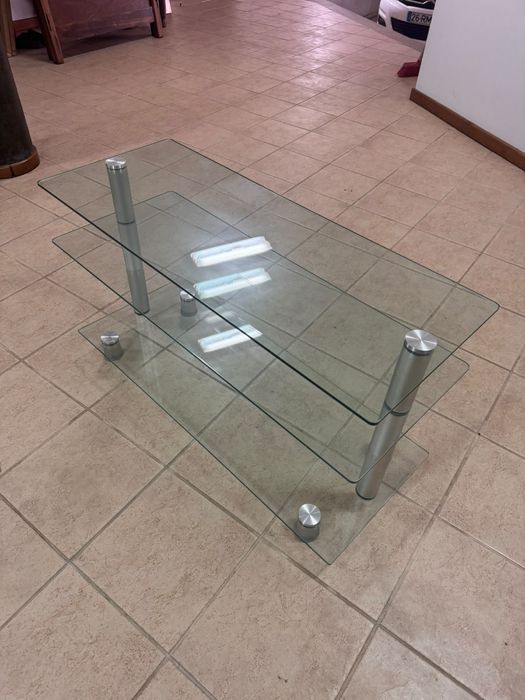 Mesa de centro em vidro